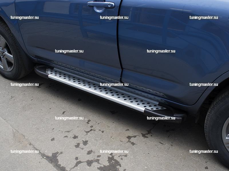Пороги Toyota RAV4 алюминиевый профиль
