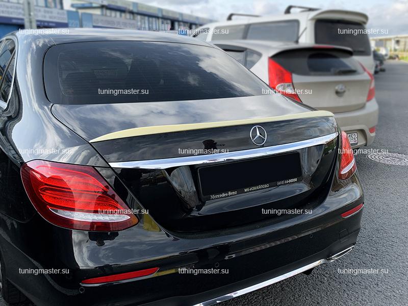 Спойлер на крышку багажника Mercedes Ben Спойлер на крышку багажника Mercedes Benz E-Class W213 AMG Style