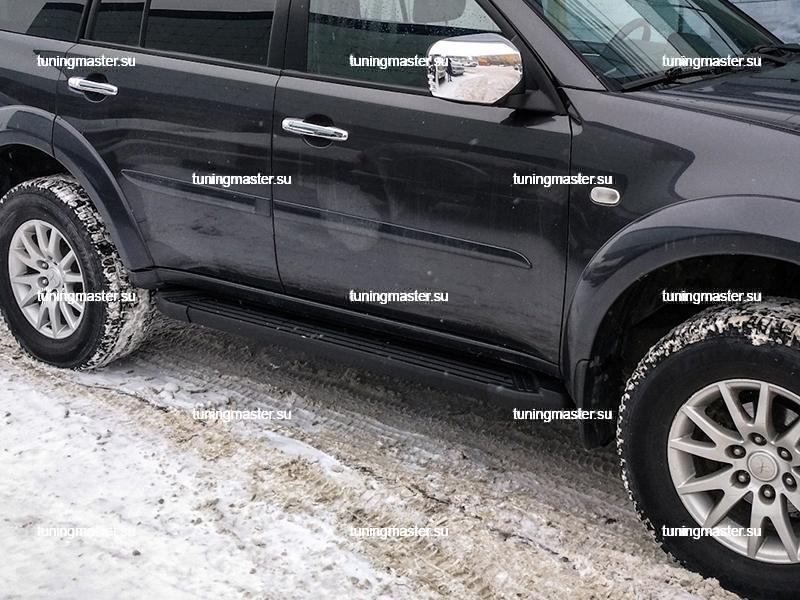Пороги алюминиевые Mitsubishi Pajero Sport (Black) Пороги алюминиевые Mitsubishi Pajero Sport (Black)